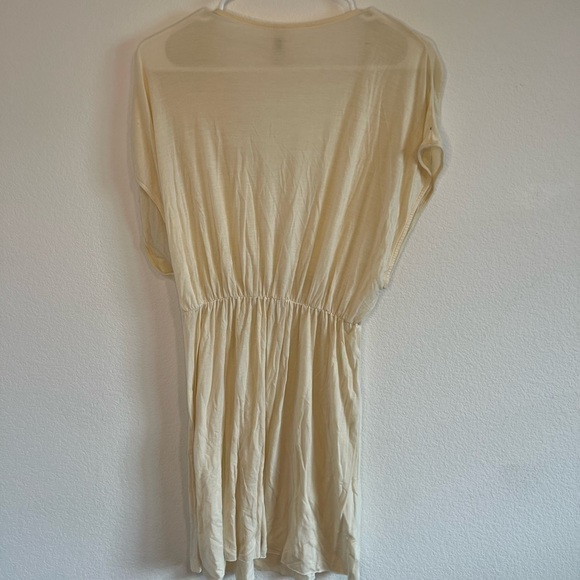 VICTORIAS Secret Women’s Cream Cover Up Size XS - Picture 5 of 8